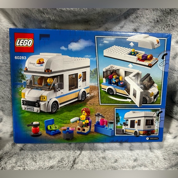 Lego city holiday camper 60283 - Picture 2 of 3